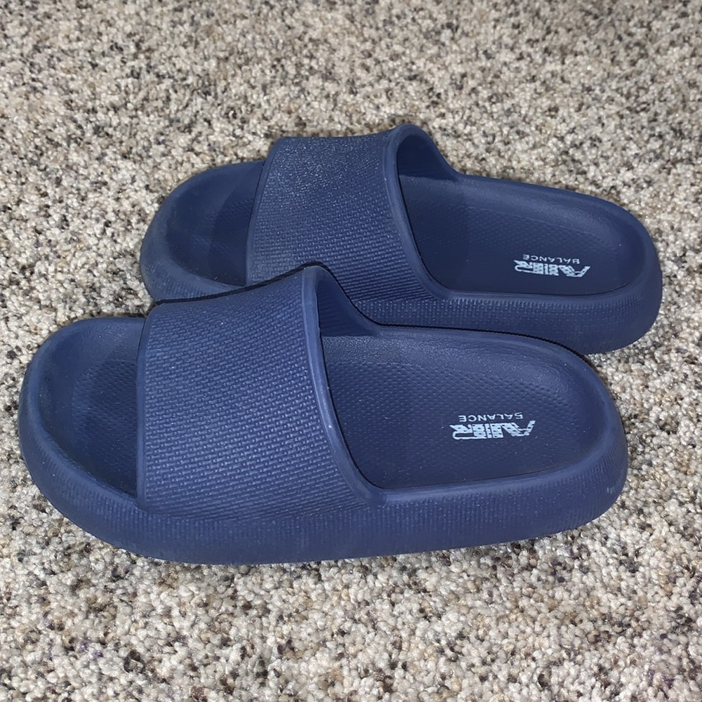 Air Balance Slides